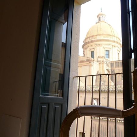 Landolina Palace Hotel Noto Eksteriør bilde