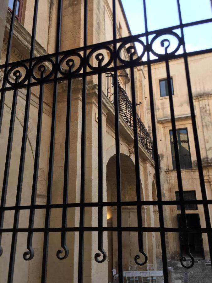 Landolina Palace Hotel Noto Eksteriør bilde
